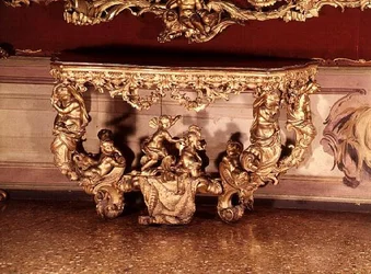 Tisch mit geschnitzten Putten, Rokoko-Stil, ca. 1730